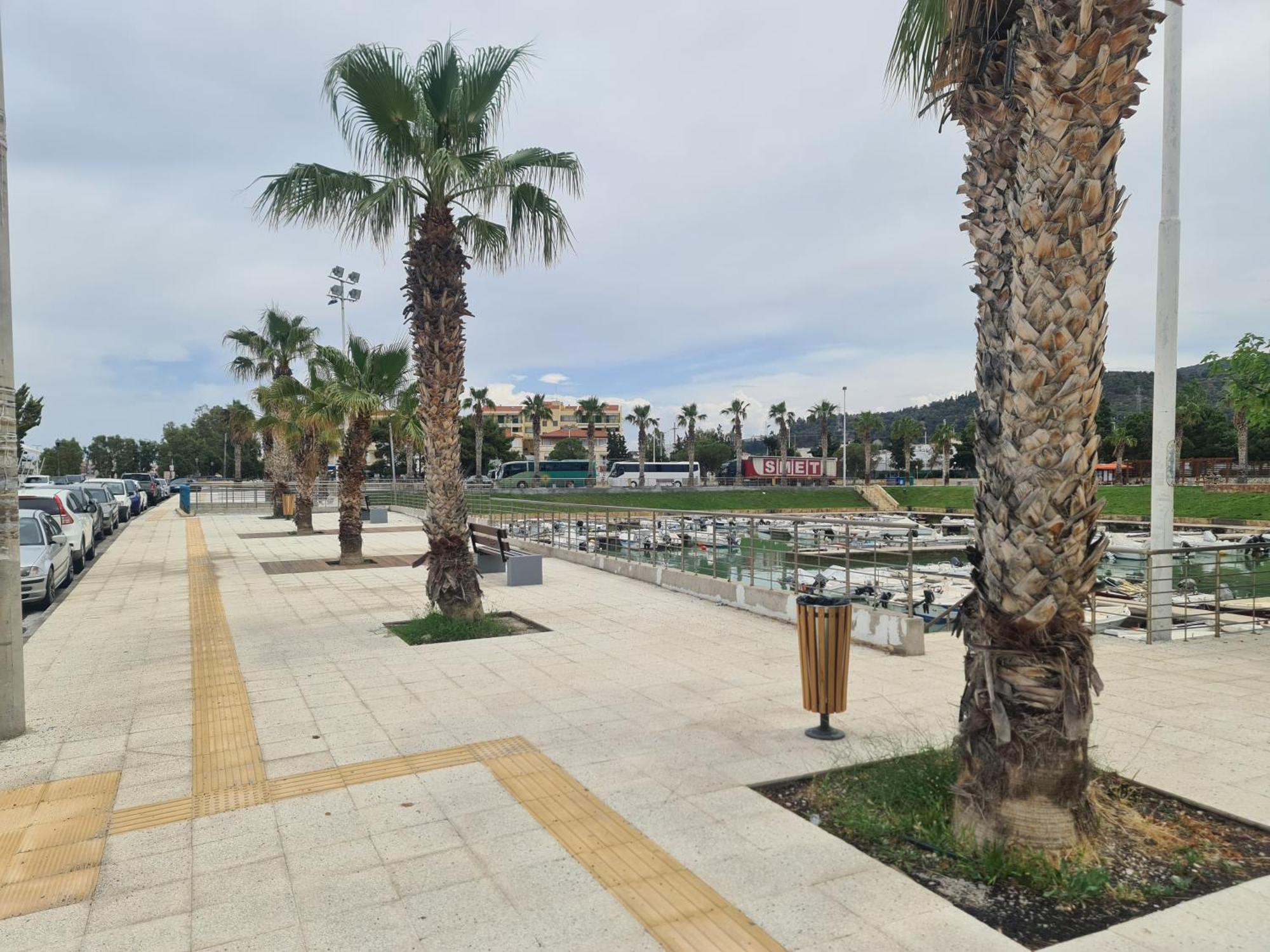 Seaside Apartment In Xilokastro - Thalassa Blue By Booking Kottas Ксилокастро Экстерьер фото